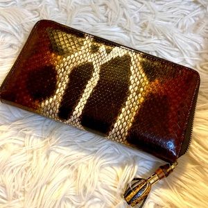 Gucci snake wallet